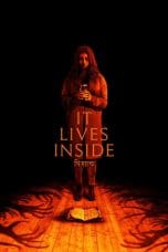 Nonton film It Lives Inside (2023) terbaru di Dutamovie21 Nonton film It Lives Inside (2023) terbaru di Dutamovie21